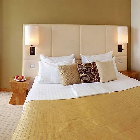 Otel Astoria 4*