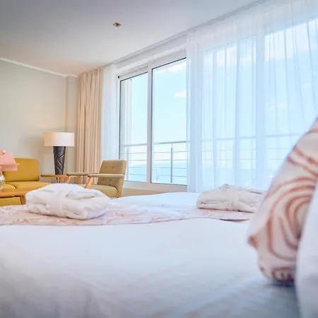 Astoria Otel 4*