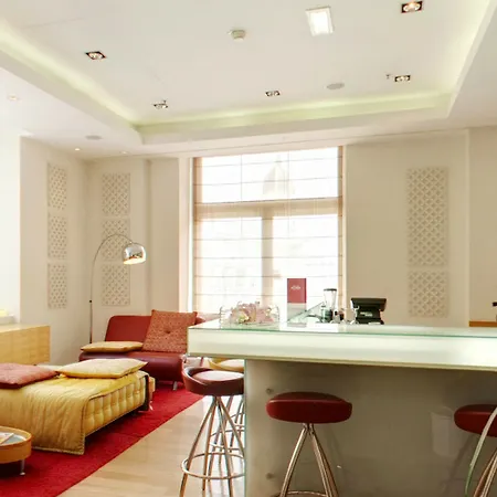 Otel Astoria 4*