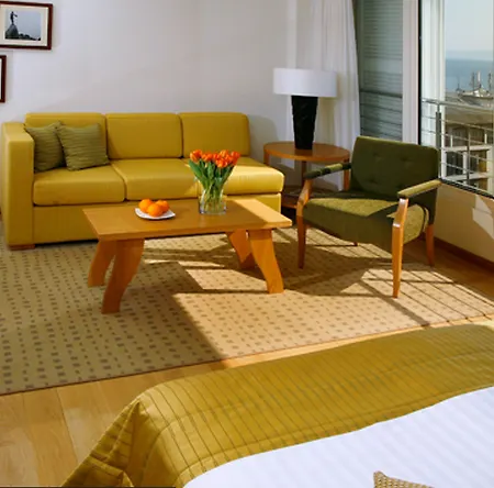 Astoria Otel 4*